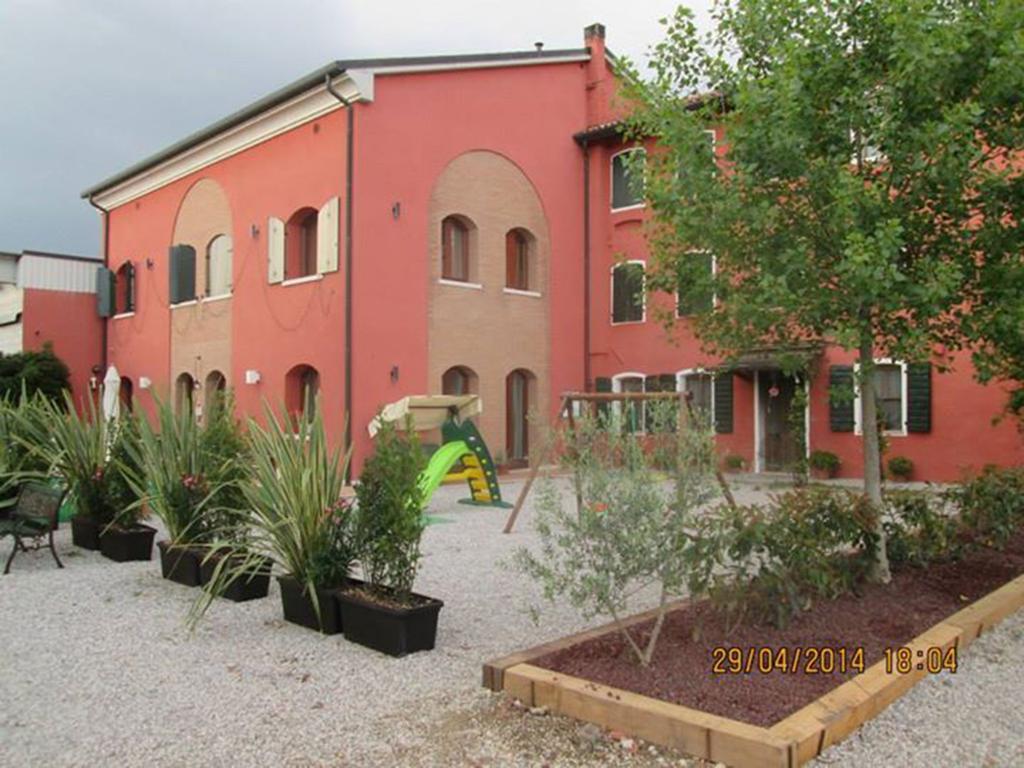 Quadrifoglio Relax Guest House San Donà di Piave Eksteriør bilde